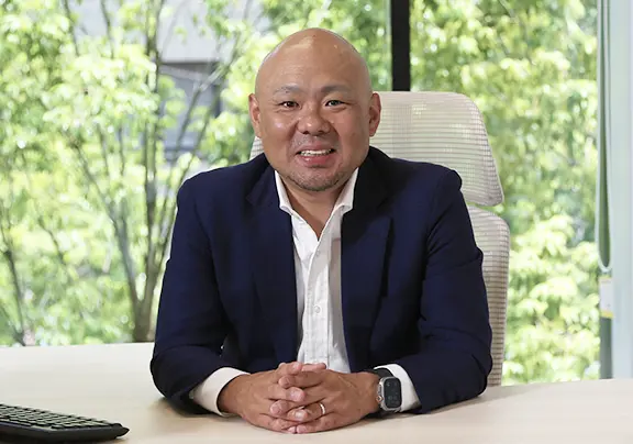 代表取締役矢島 英一